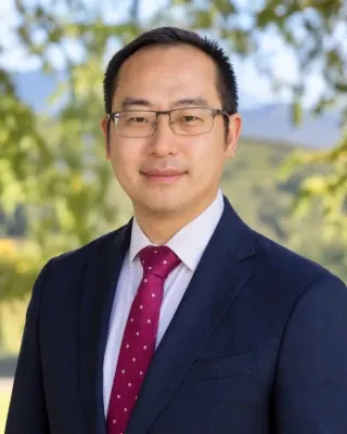 Dr. Jonathan Park